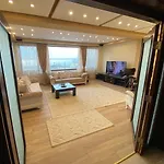 Penthouse Lake&sea View * Mamaia